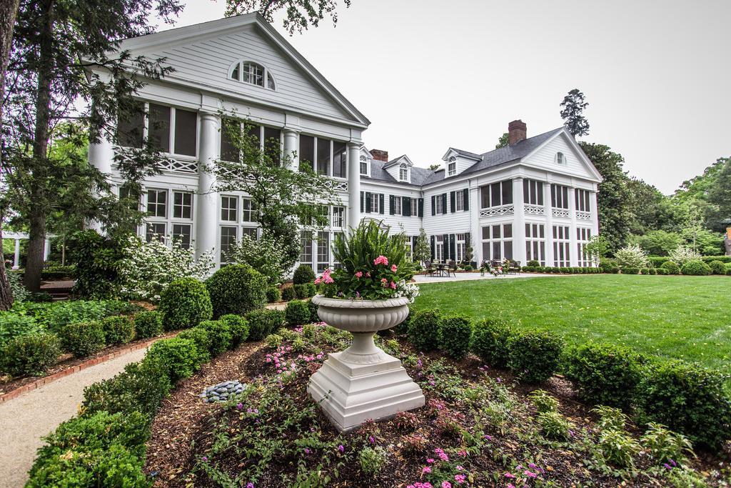 The Duke Mansion Bed and Breakfast Charlotte Exteriör bild